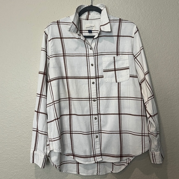 Universal Thread | Size M | Relaxed Fit Cream & Brown Wide Plaid Top - Picture 2 of 4